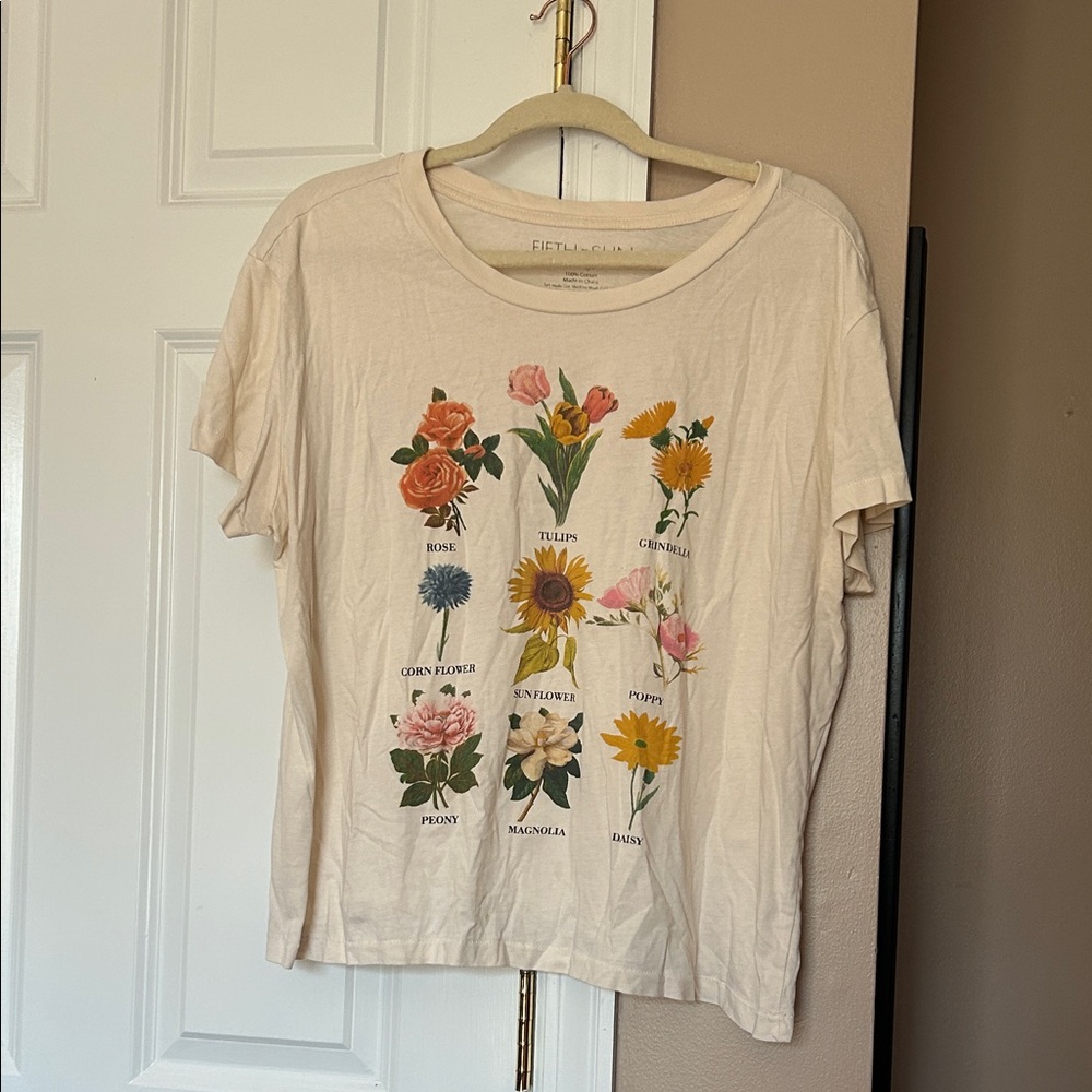 Fifth Sun (XL) 100% cotton flower graphic t-shirt